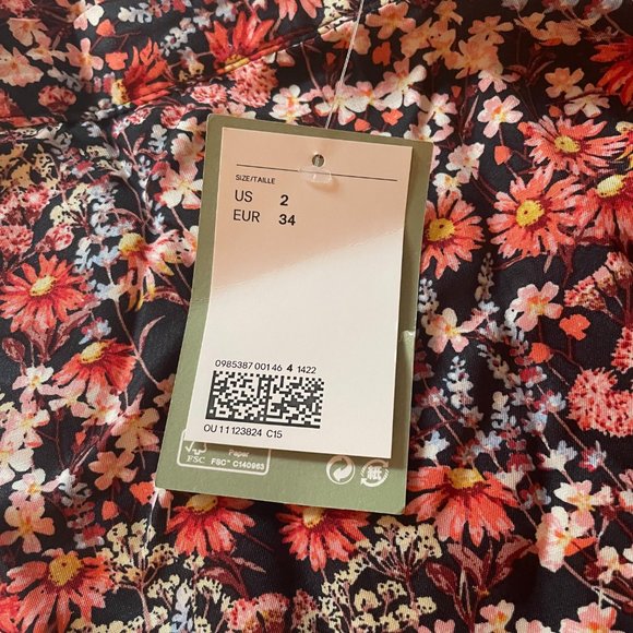 NWT H&M Size Two Blue Floral High Waisted Skirt - Picture 3 of 4